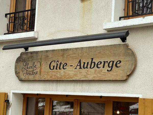 Batiment GITE AUBERGE à vendre SAINT PIERRE D'ENTREMONT (73), bar, restaurant, 5 chambres, logement de fonction