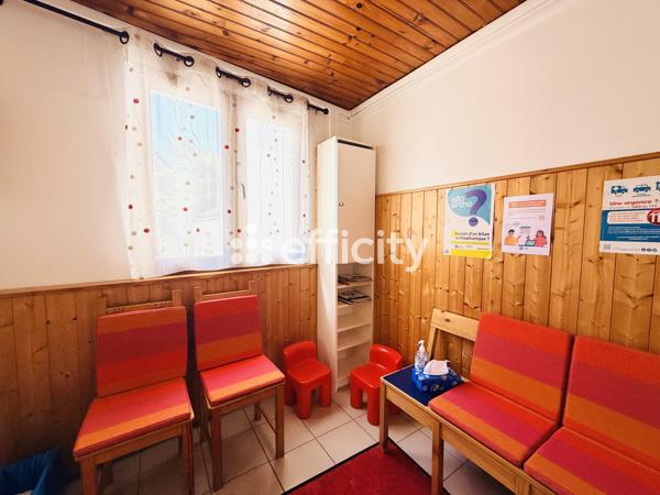 Maison
         4 pièces
        - 80 m² Exclusivité 400 000 € *