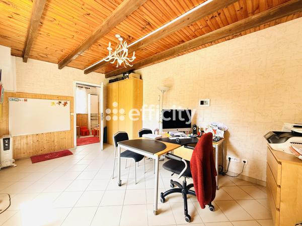 Maison
         4 pièces
        - 80 m² Exclusivité 400 000 € *