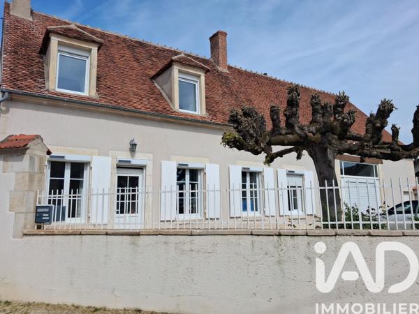 Maison à vendre 5 pièces 136,2 m² Saint-Amand-Montrond