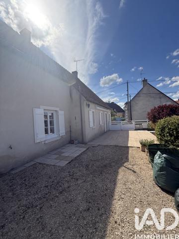 Maison à vendre 5 pièces 136,2 m² Saint-Amand-Montrond