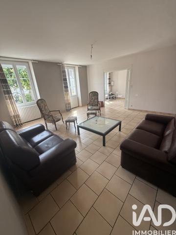 Maison à vendre 5 pièces 136,2 m² Saint-Amand-Montrond