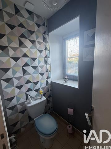 Maison à vendre 5 pièces 136,2 m² Saint-Amand-Montrond
