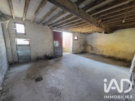 Immeuble à vendre 343 m² Danzé