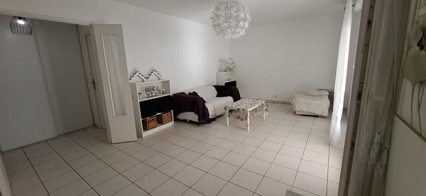 Chambre Corbeil Essonnes 1 pièce(s) 11.88 m2
