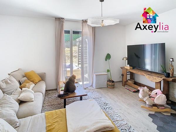 Saint-André-d'Apchon (42370) A VENDRE- SAINT-ANDRÉ D'APCHON- MAISON SUR TERRAIN DE 2005 M2