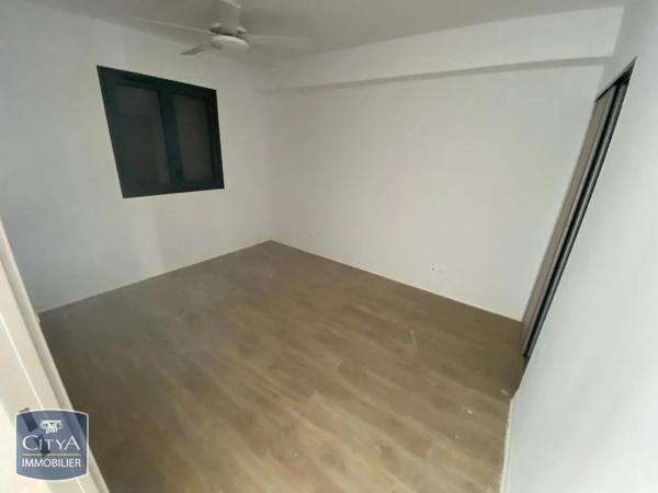 Appartement à louer 2 pièces 40.84m² Le Tampon (97430)