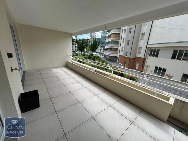 Appartement à louer 2 pièces 36.5m² Annemasse (74100)