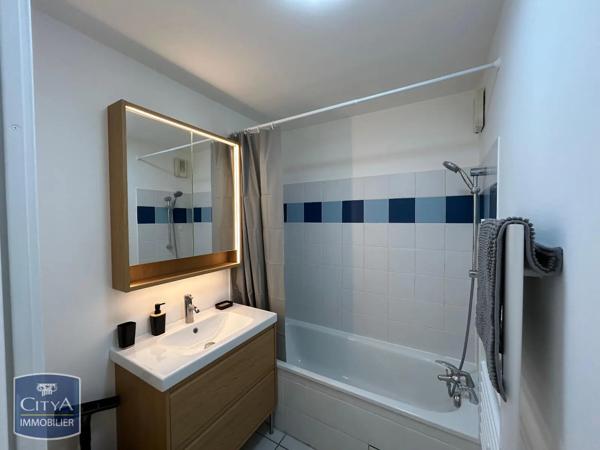 Appartement à louer 2 pièces 36.5m² Annemasse (74100)