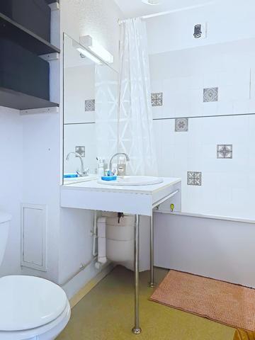 Studio meublé  secteur dynamique