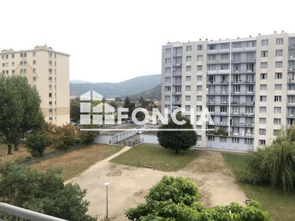 Location Appartement 4 pièces 65.15 m² - 7 RUE GABRIEL DIDIER Echirolles 38130