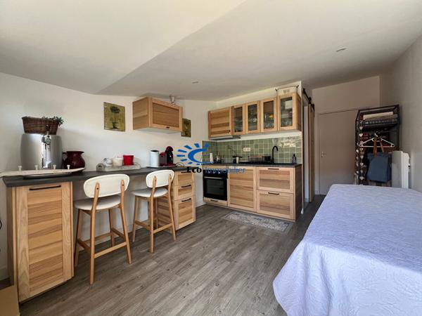 SAINT XANDRE MAISON TYPE LONGERE DE PLAIN-PIED 2 CHAMBRES + STUDIO + GARAGE + JARDIN  Saint xandre