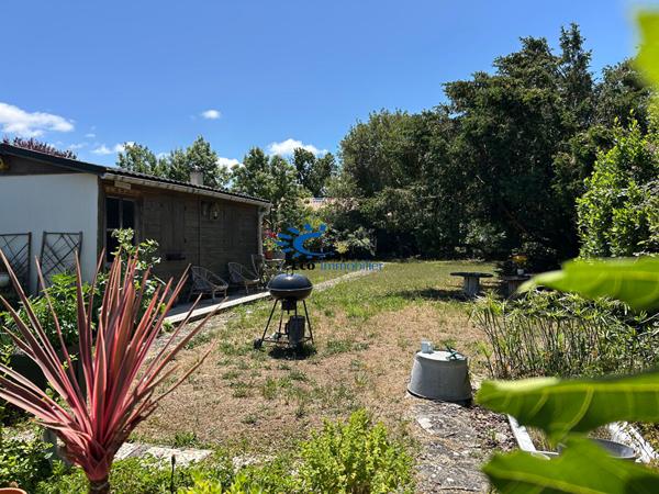 SAINT XANDRE MAISON TYPE LONGERE DE PLAIN-PIED 2 CHAMBRES + STUDIO + GARAGE + JARDIN  Saint xandre