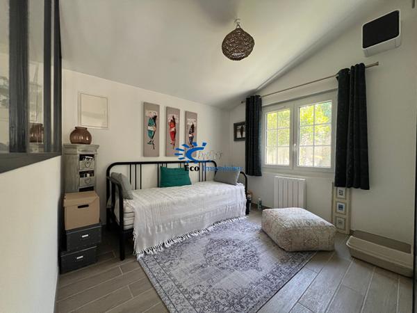 SAINT XANDRE MAISON TYPE LONGERE DE PLAIN-PIED 2 CHAMBRES + STUDIO + GARAGE + JARDIN  Saint xandre
