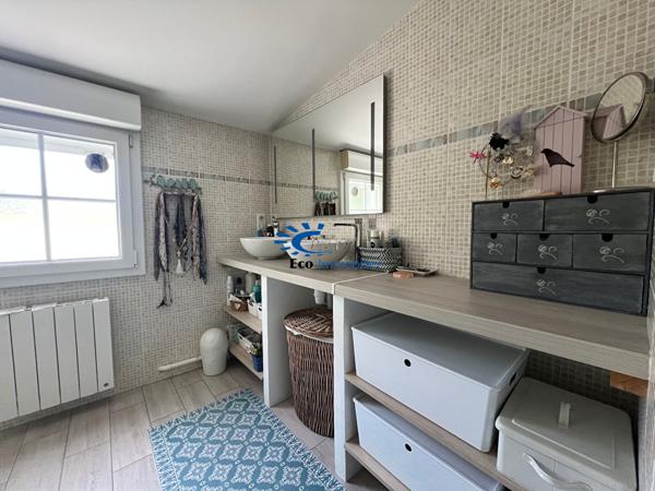 SAINT XANDRE MAISON TYPE LONGERE DE PLAIN-PIED 2 CHAMBRES + STUDIO + GARAGE + JARDIN  Saint xandre