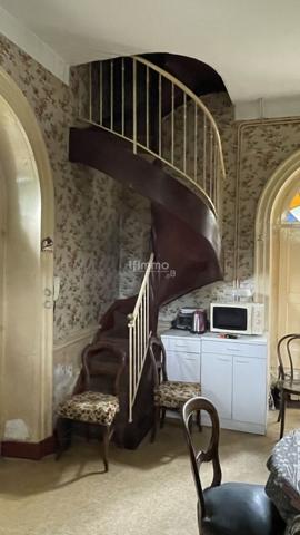 Maison de caractère des années 30 – 178 m² grand jardin