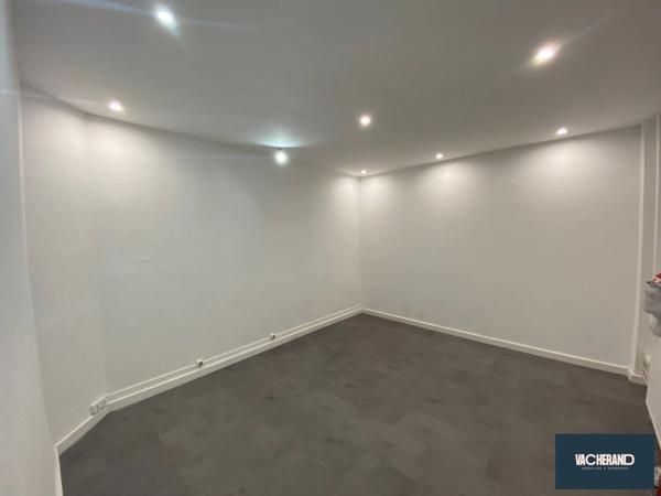 LOCAL COMMERCIAL - 70 M²
