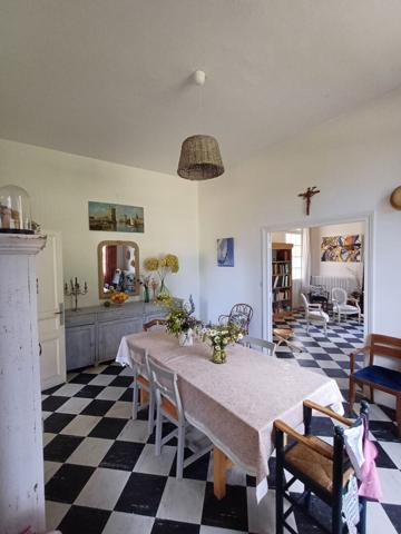 Maison MONTAMISE – 6 pièces – 160.71 m²