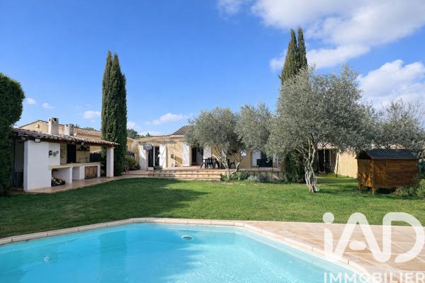 Maison à vendre 5 pièces 102 m² Saint-Maximin-la-Sainte-Baume