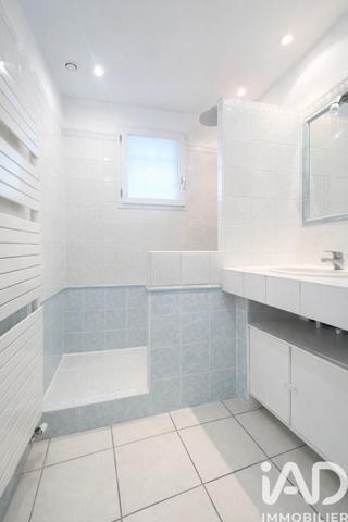 Maison à vendre 5 pièces 102 m² Saint-Maximin-la-Sainte-Baume