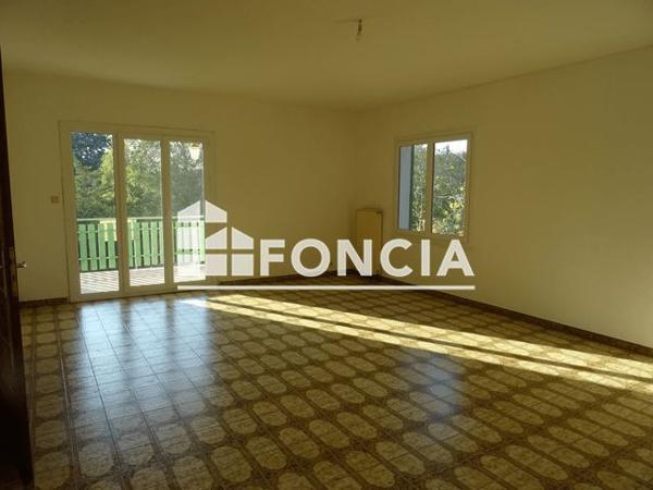 Location Appartement 5 pièces 118.66 m² - 551 CHEMIN COMBE DES PIGEONS Nimes 30900