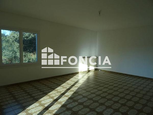 Location Appartement 5 pièces 118.66 m² - 551 CHEMIN COMBE DES PIGEONS Nimes 30900