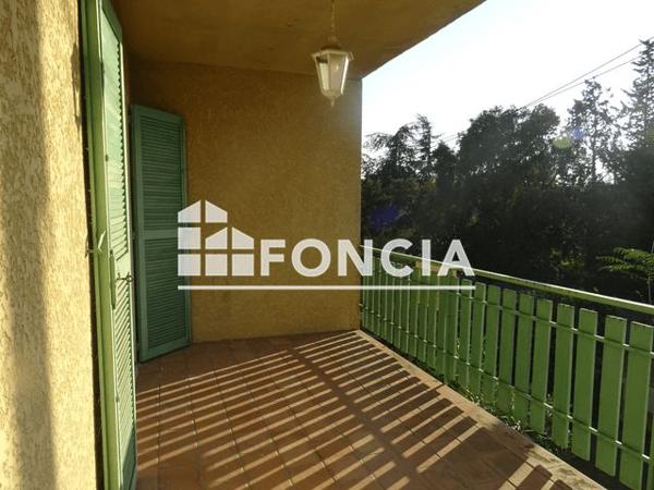 Location Appartement 5 pièces 118.66 m² - 551 CHEMIN COMBE DES PIGEONS Nimes 30900