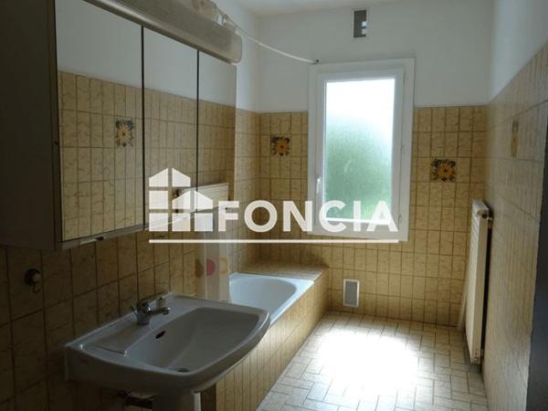 Location Appartement 5 pièces 118.66 m² - 551 CHEMIN COMBE DES PIGEONS Nimes 30900