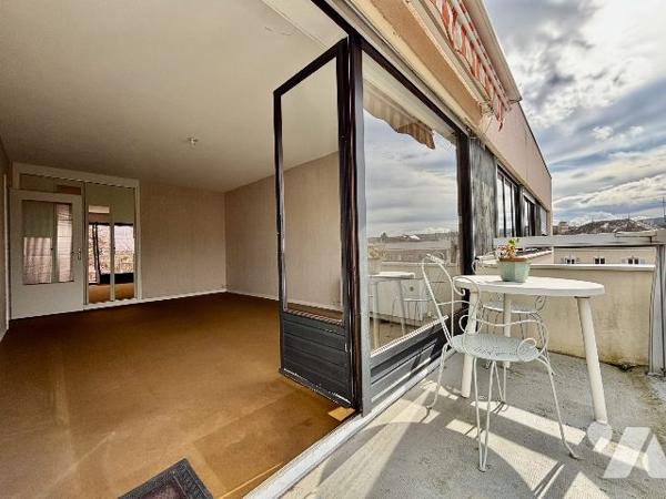 Appartement 48 m2 avec cave et place de parking