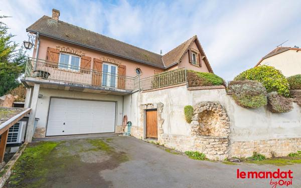 Maison à vendre    4 pièces • 222,53 m2 Châtillon-sur-Marne