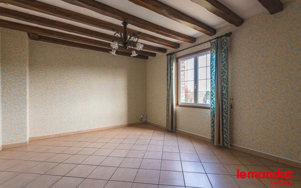 Maison à vendre    4 pièces • 222,53 m2 Châtillon-sur-Marne