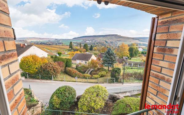 Maison à vendre    4 pièces • 222,53 m2 Châtillon-sur-Marne