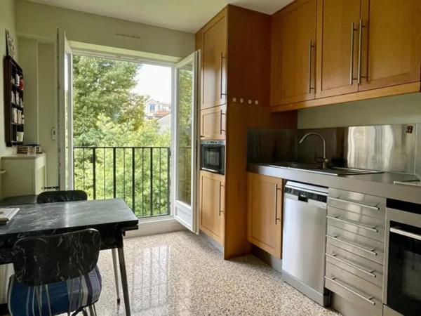 LUMINEUX - AU CALME - BALCON EXPOSITION OUEST