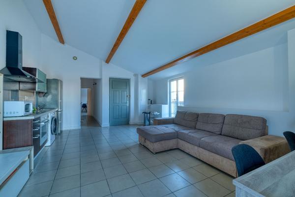 Appartement Bastia 2 pièces 57 m2 - Bastia sud - vue mer 