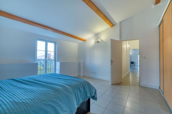 Appartement Bastia 2 pièces 57 m2 - Bastia sud - vue mer 