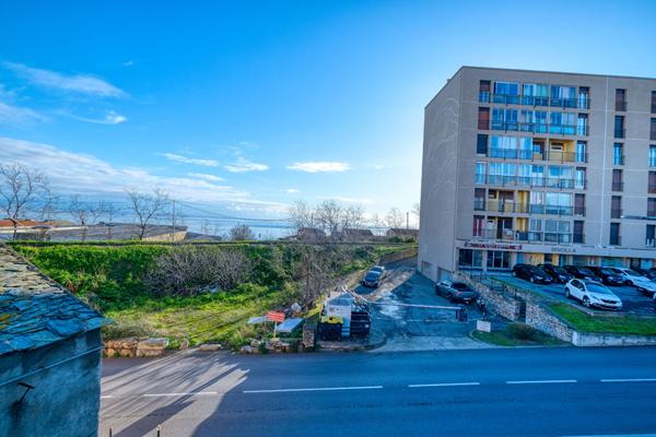 Appartement Bastia 2 pièces 57 m2 - Bastia sud - vue mer 