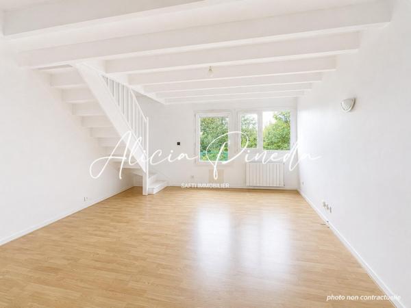 Duplex offrant un beau potentiel de personnalisation