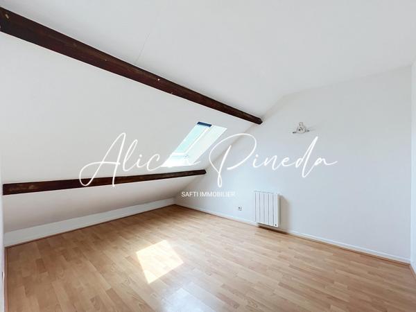 Duplex offrant un beau potentiel de personnalisation