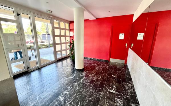 Appartement à vendre    2 pièces • 46,30 m2 Villeurbanne