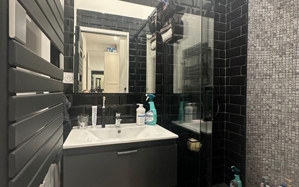 Appartement à vendre    3 pièces • 70 m2 Grenoble