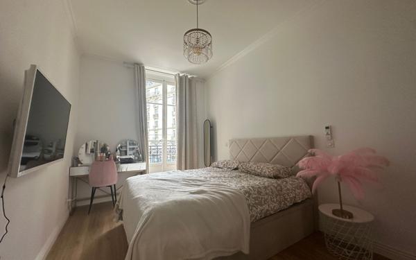 Appartement à vendre    3 pièces • 70 m2 Grenoble