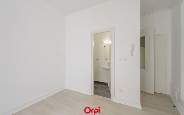 Appartement à louer    1 pièce •  La Rochelle