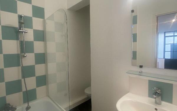 Appartement à louer    1 pièce •  La Rochelle