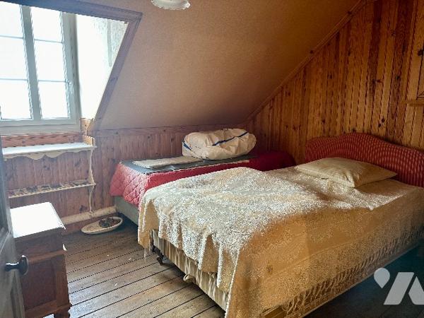 Vente en viager.

Dans le centre de GOURNAY EN BRAY, maison de ville de 80m2 avec son jardin.