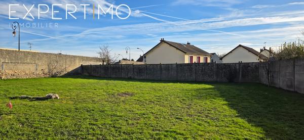 Étampes (91150) Étampes – Quartier Saint-Martin – Terrain à bâtir de 560 m²