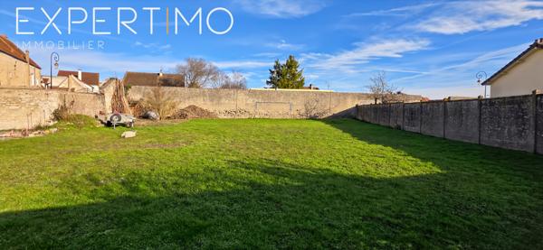 Étampes (91150) Étampes – Quartier Saint-Martin – Terrain à bâtir de 560 m²