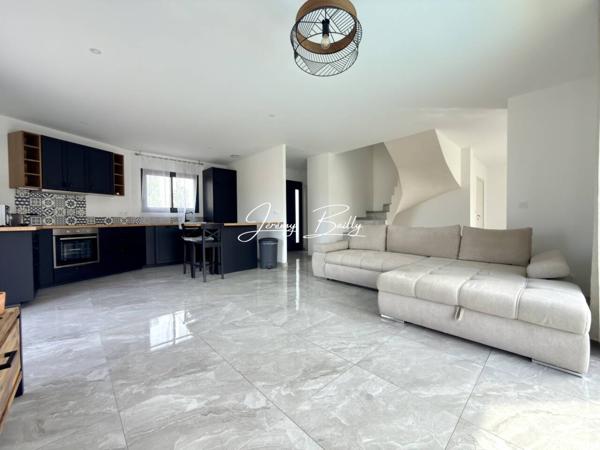 Maison à vendre 4 pièces de 105 m²