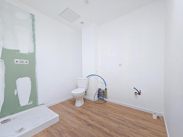 Immeuble de rapport entièrement rénové avec garage