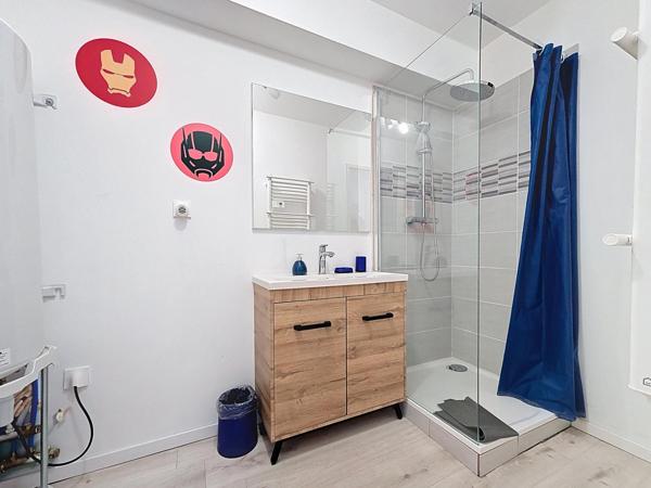 Immeuble de rapport entièrement rénové avec garage