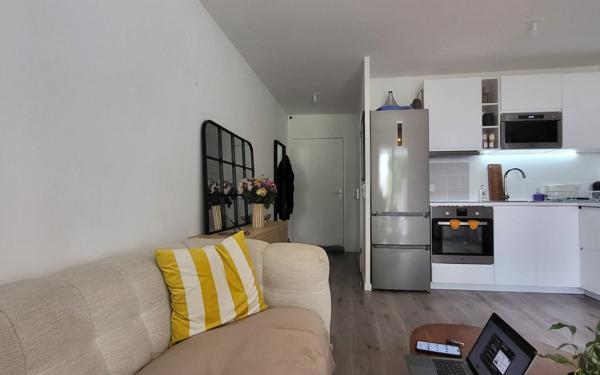 Appartement à louer    2 pièces • 40 m2 Poissy